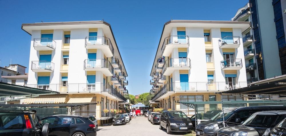 Hotel Azzorre Lido di Jesolo Dış mekan fotoğraf