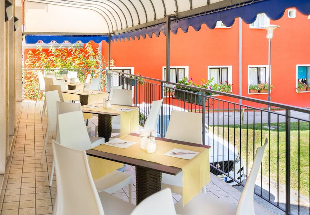 Hotel Azzorre Lido di Jesolo Dış mekan fotoğraf