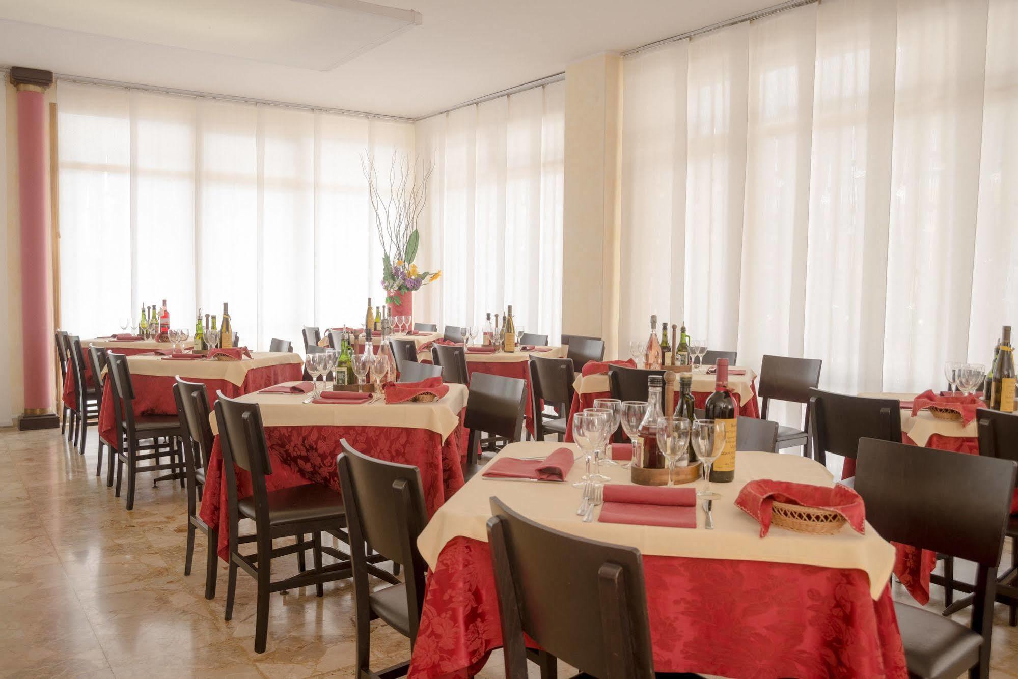 Hotel Azzorre Lido di Jesolo Dış mekan fotoğraf